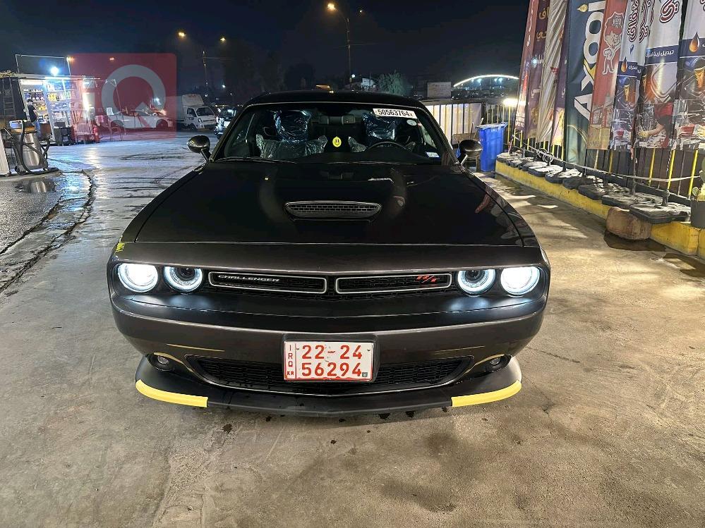 Dodge Challenger